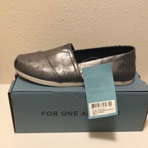 Toms shoes
